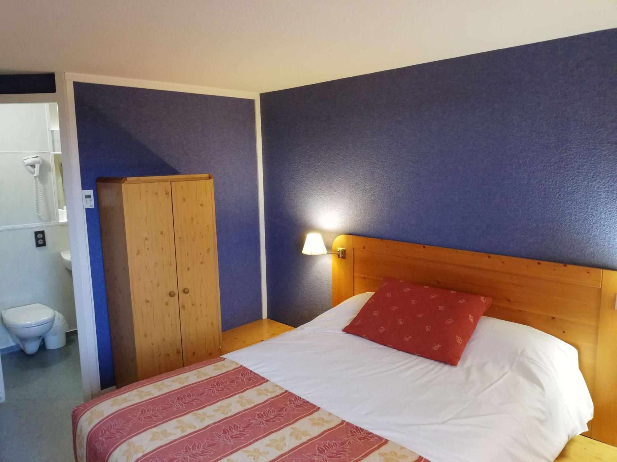 Brit Hotel Vallee Du Lot Фюмель Экстерьер фото