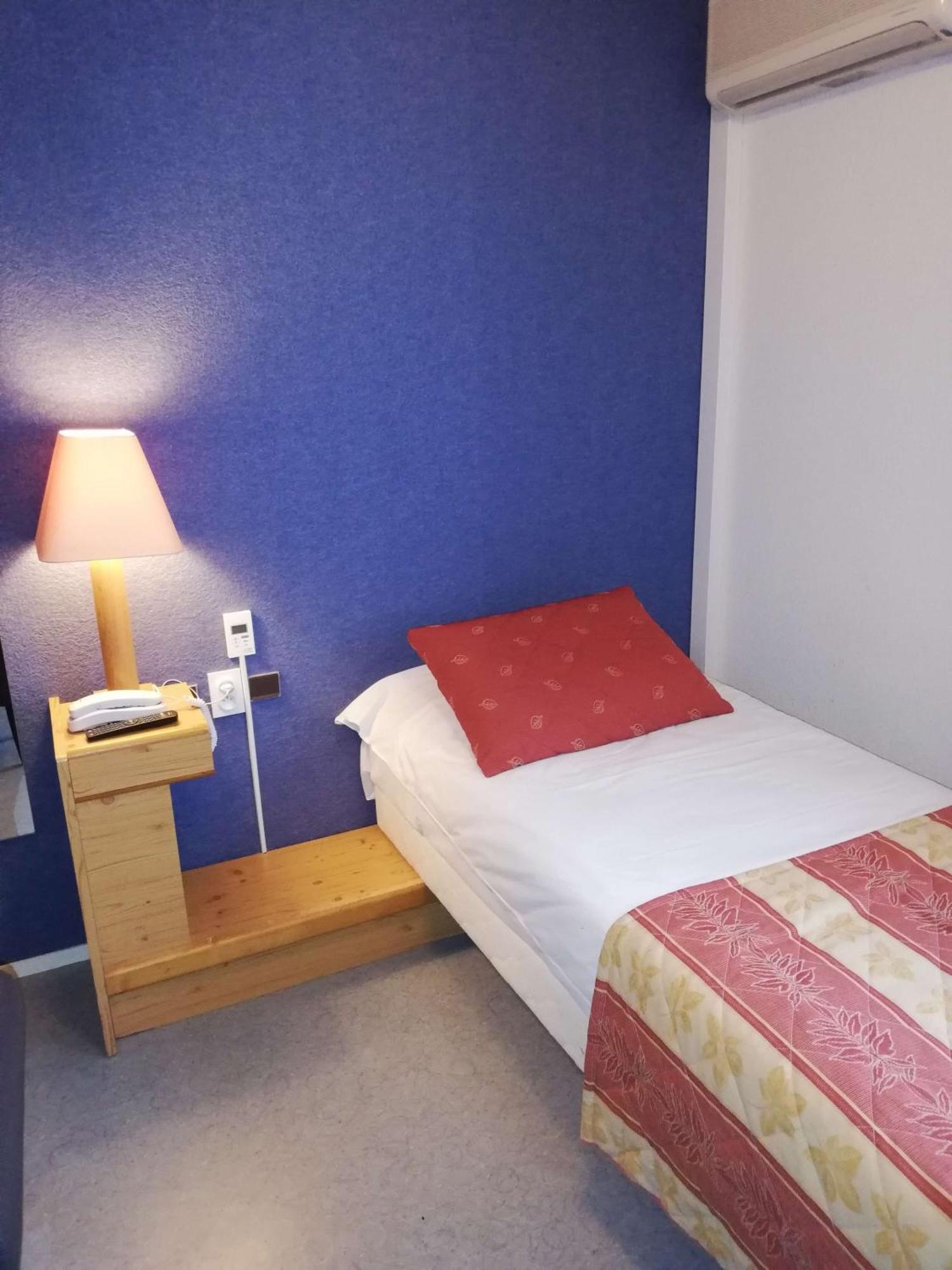 Brit Hotel Vallee Du Lot Фюмель Экстерьер фото