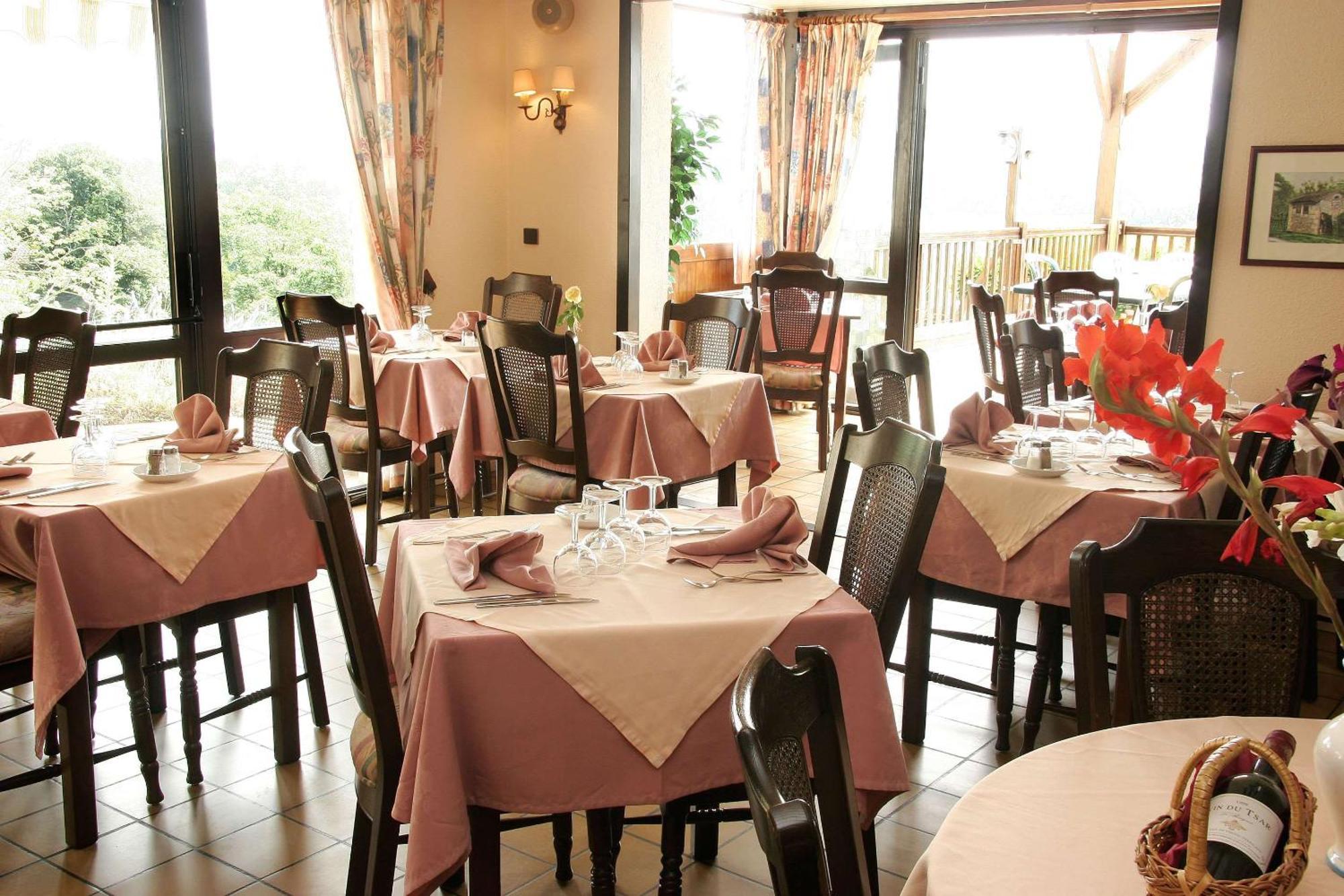 Brit Hotel Vallee Du Lot Фюмель Экстерьер фото