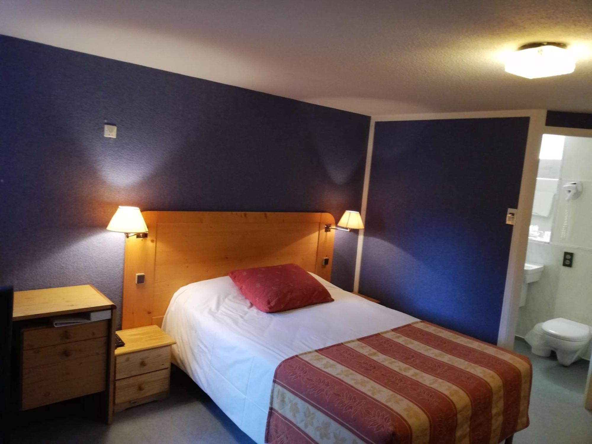 Brit Hotel Vallee Du Lot Фюмель Экстерьер фото